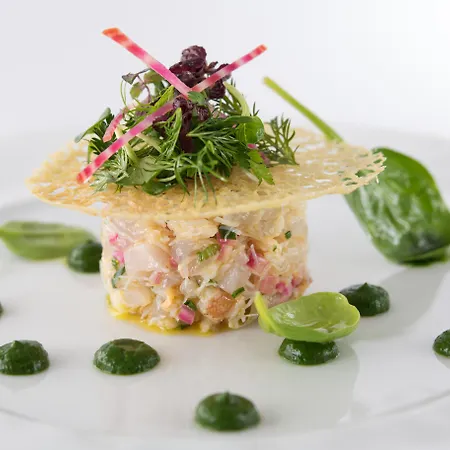 Domaine Du Mas De Pierre Hotel 5*